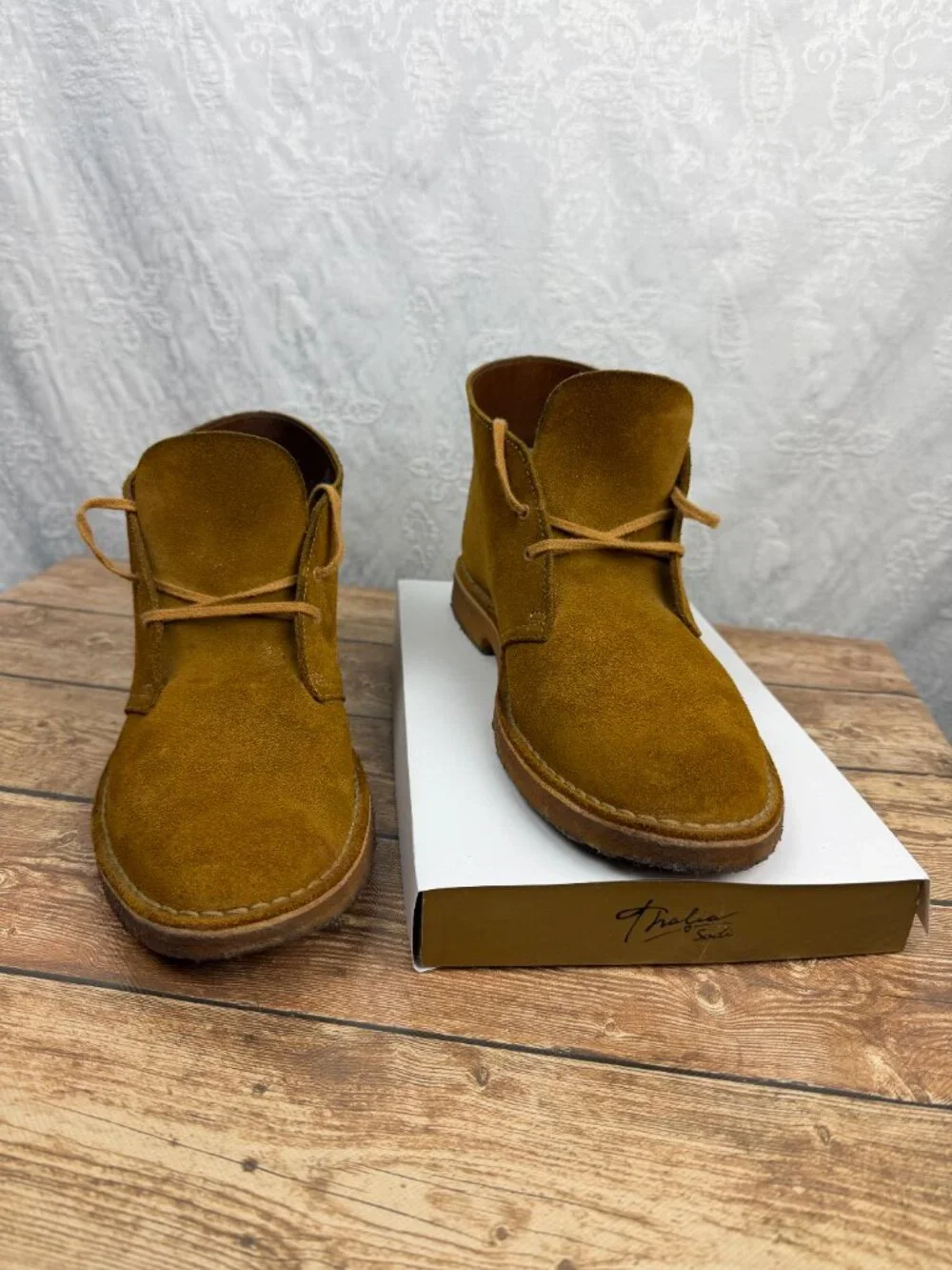 Clarks Men’s Brown Tan Suede Chukka Desert Boots Lace Up Ankle Size 10